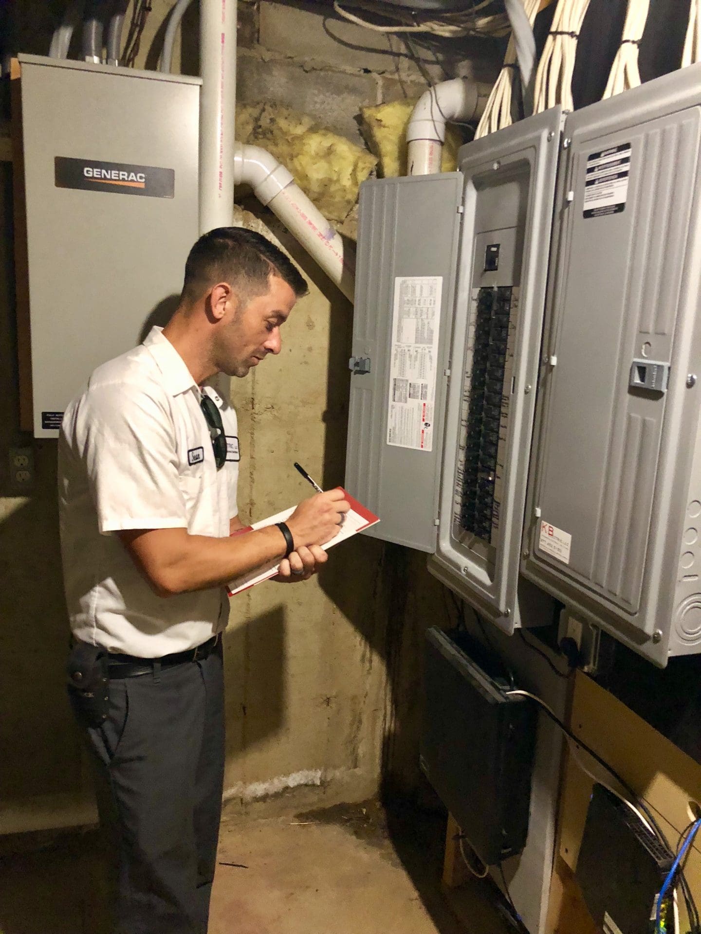 Home Inspector Don Lariviere